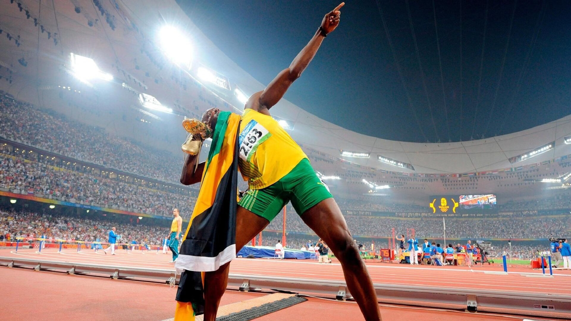 红军英勇作战,击败对手赢得胜利,英勇的红军战士粉碎了敌人的猖狂进攻